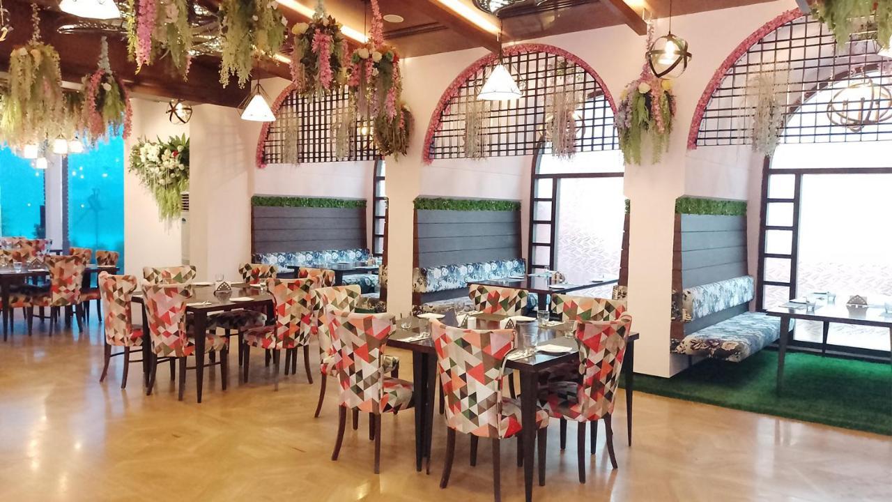Goa Country Club Hotel Gurgaon Exterior foto