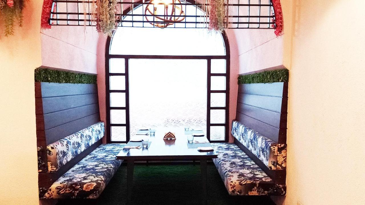 Goa Country Club Hotel Gurgaon Exterior foto