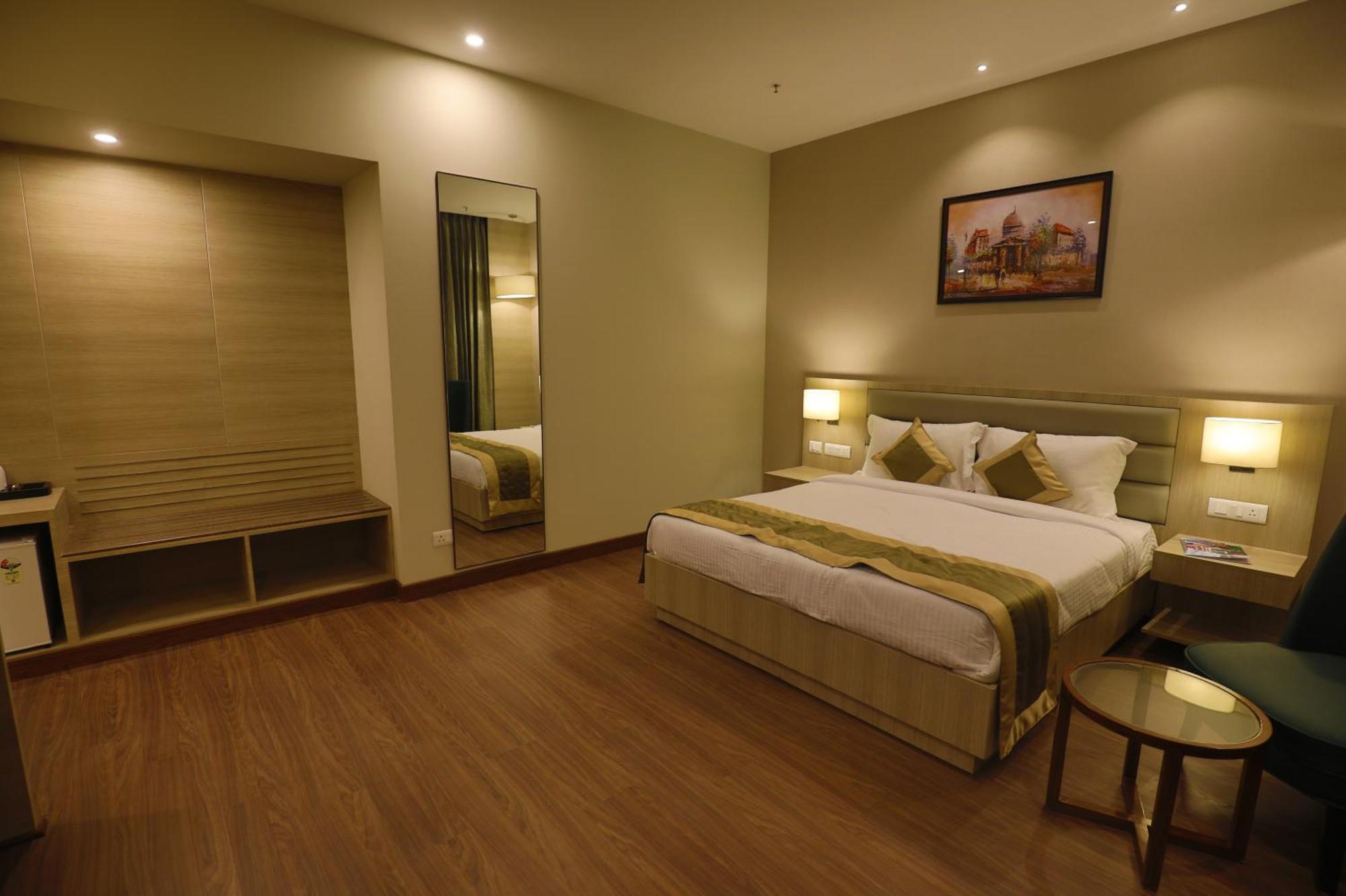 Goa Country Club Hotel Gurgaon Exterior foto