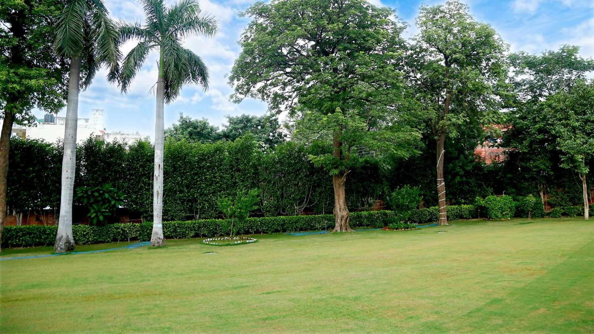 Goa Country Club Hotel Gurgaon Exterior foto