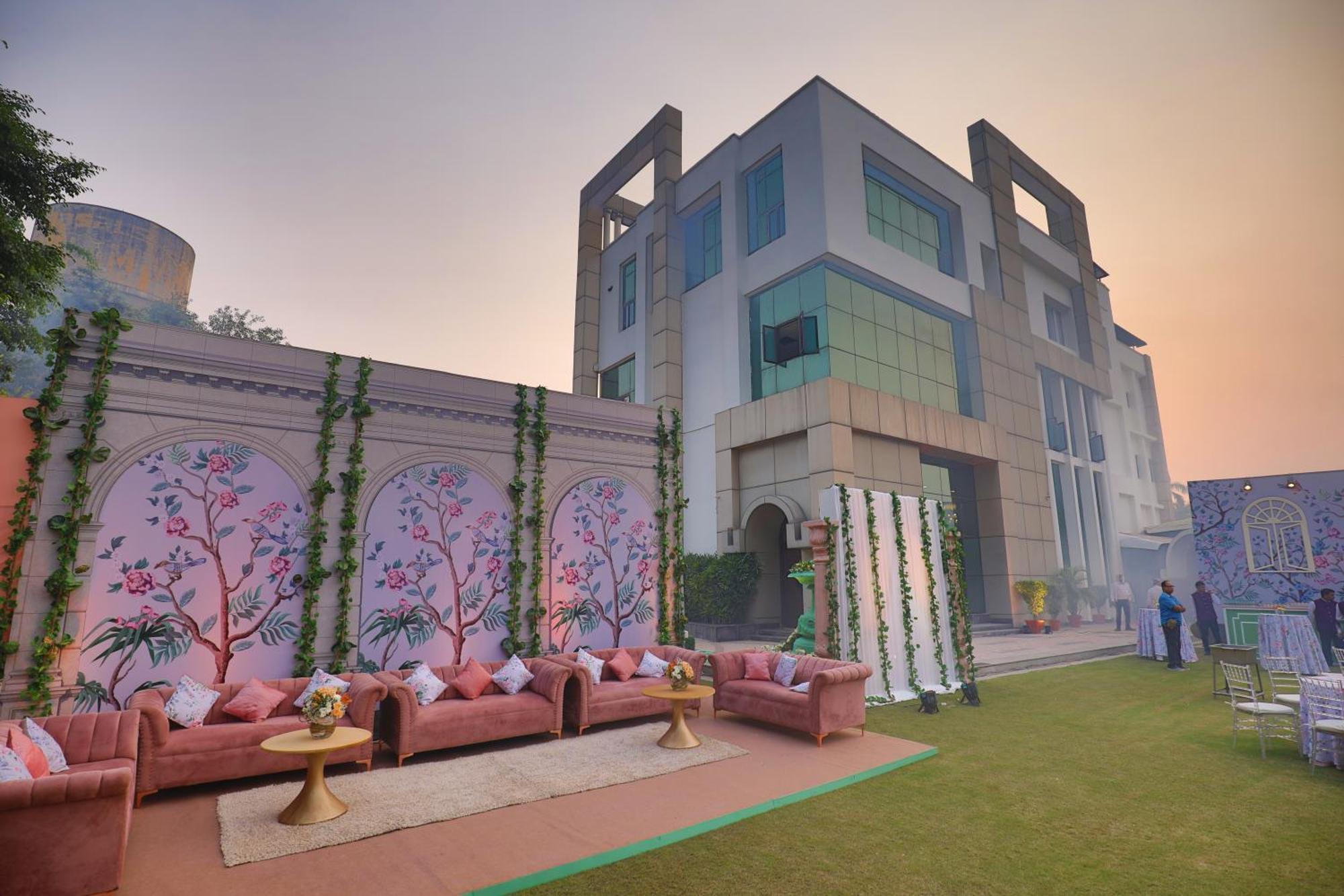 Goa Country Club Hotel Gurgaon Exterior foto